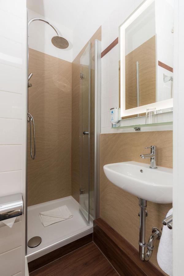Hotel Fuerst Bismarck Αμβούργο Εξωτερικό φωτογραφία
