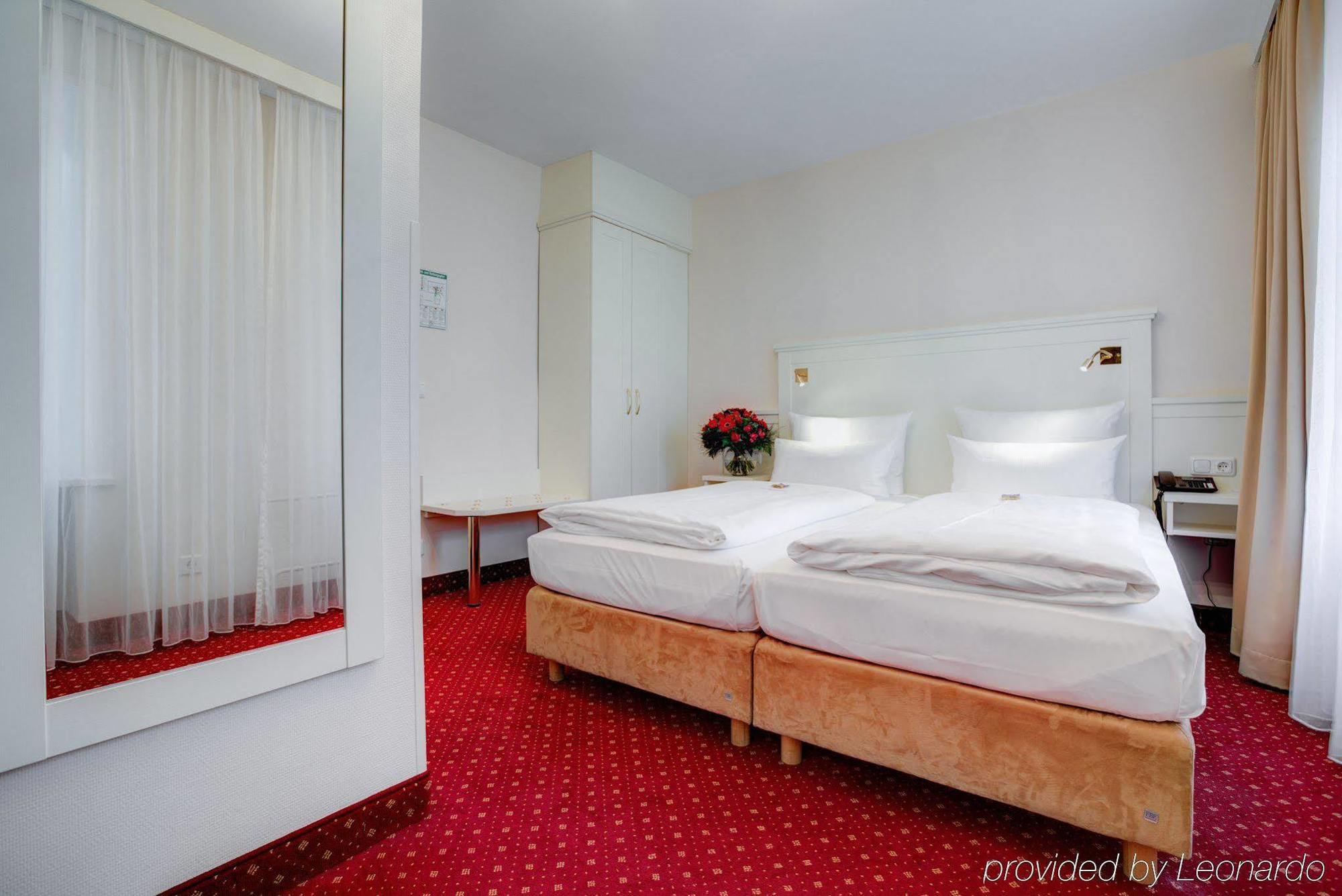 Hotel Fuerst Bismarck Αμβούργο Δωμάτιο φωτογραφία