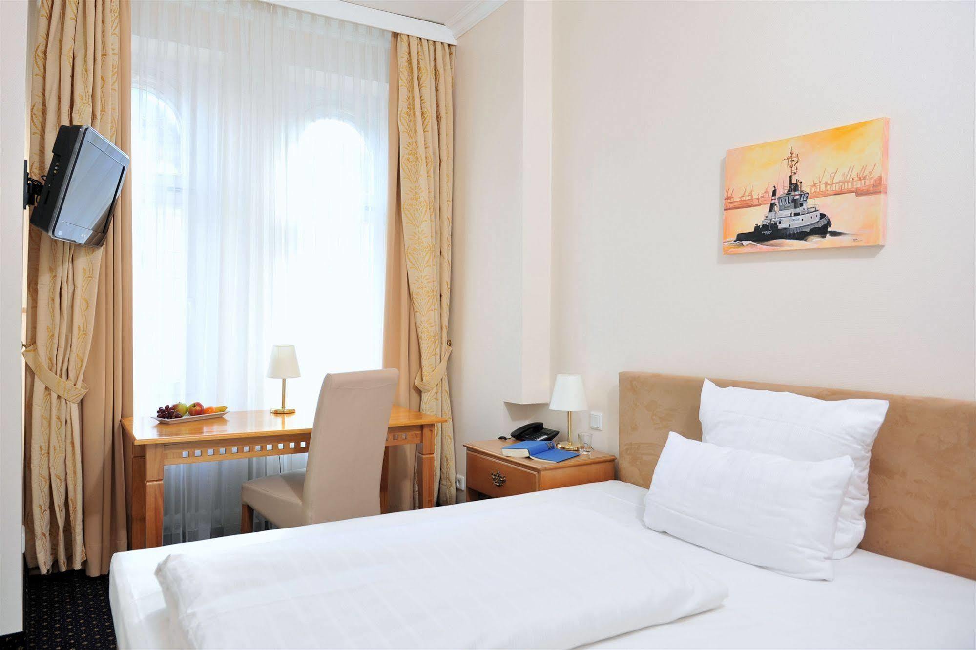Hotel Fuerst Bismarck Αμβούργο Εξωτερικό φωτογραφία